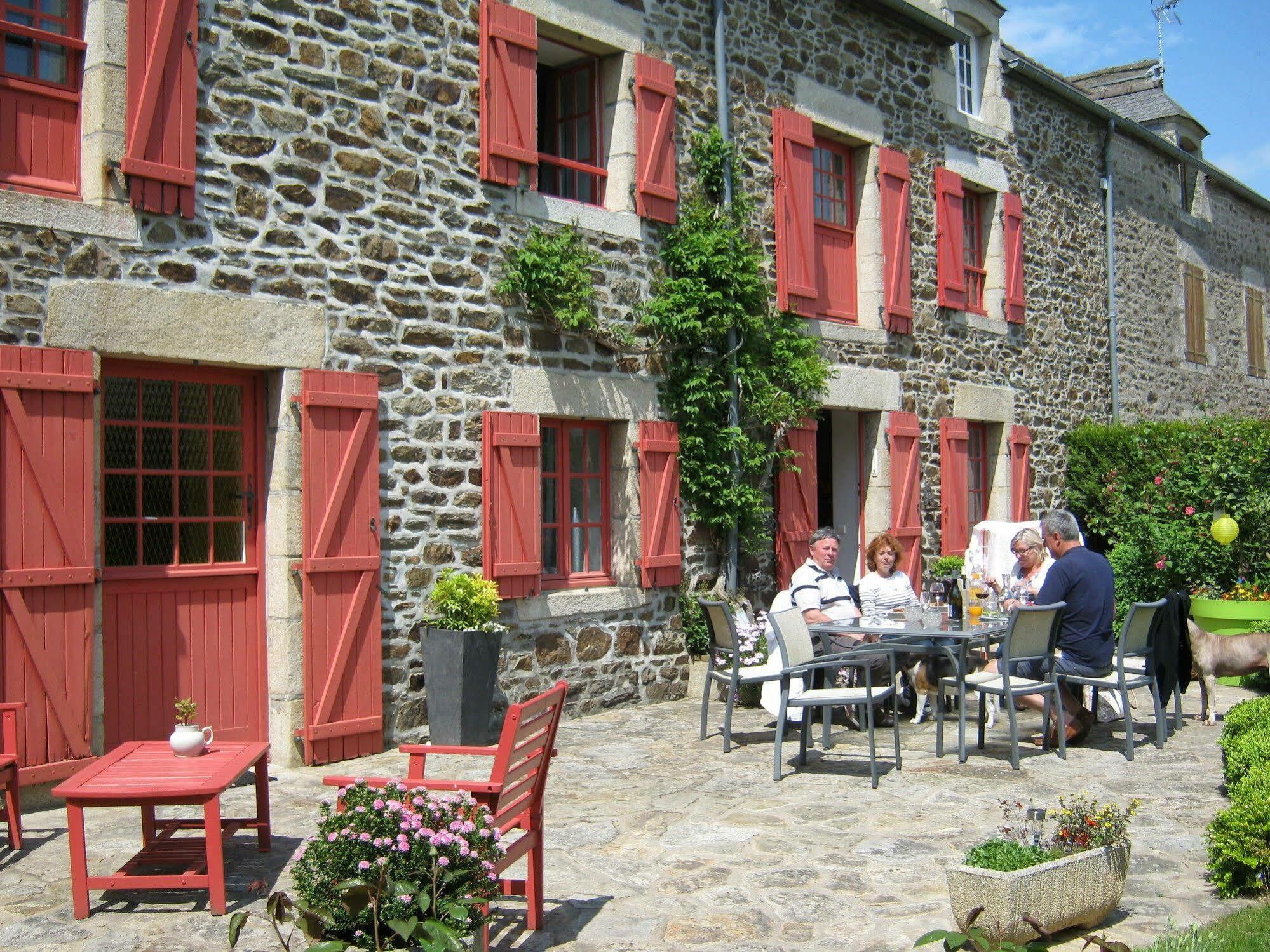Bed and Breakfast Au Jardin D'Eloise Tremereuc Exteriér fotografie